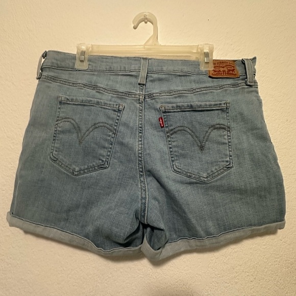Levi’s Mid Length Denim Blue Women's Shorts size 33 - Picture 3 of 9
